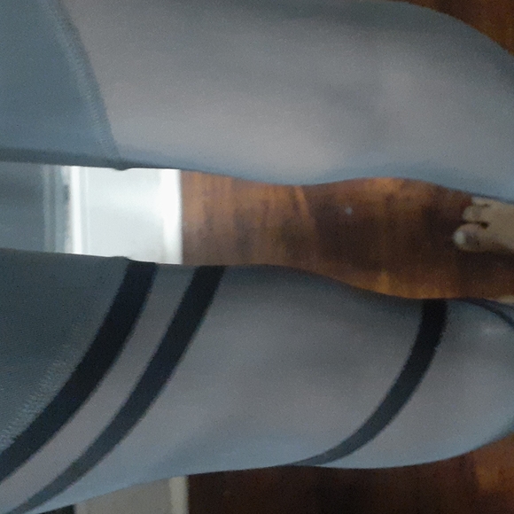 Alo yoga mesh wrapped stirrup high waist grey leggins size extra small - Picture 11 of 14